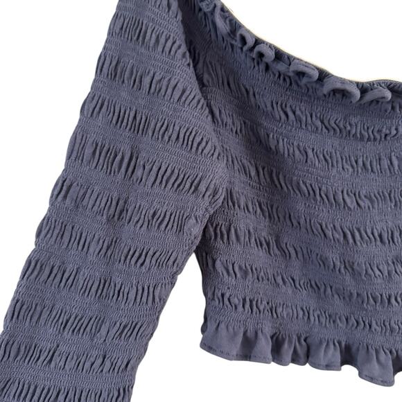 Urban Outfitters UO Blue Smocked Off The Shoulder Bell Sleeve Crop Top Sz Large - Picture 3 of 7
